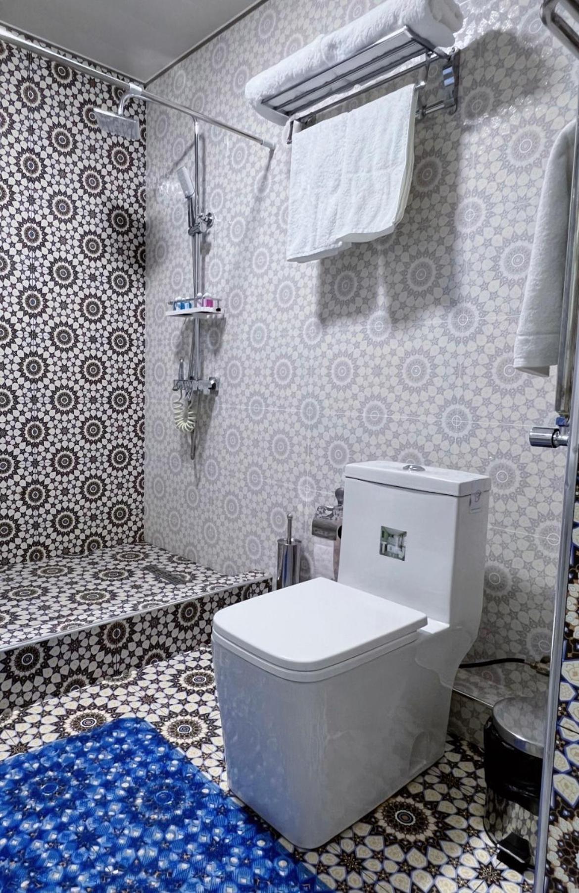 Diplomat Premium Hotel Szamarkand Kültér fotó
