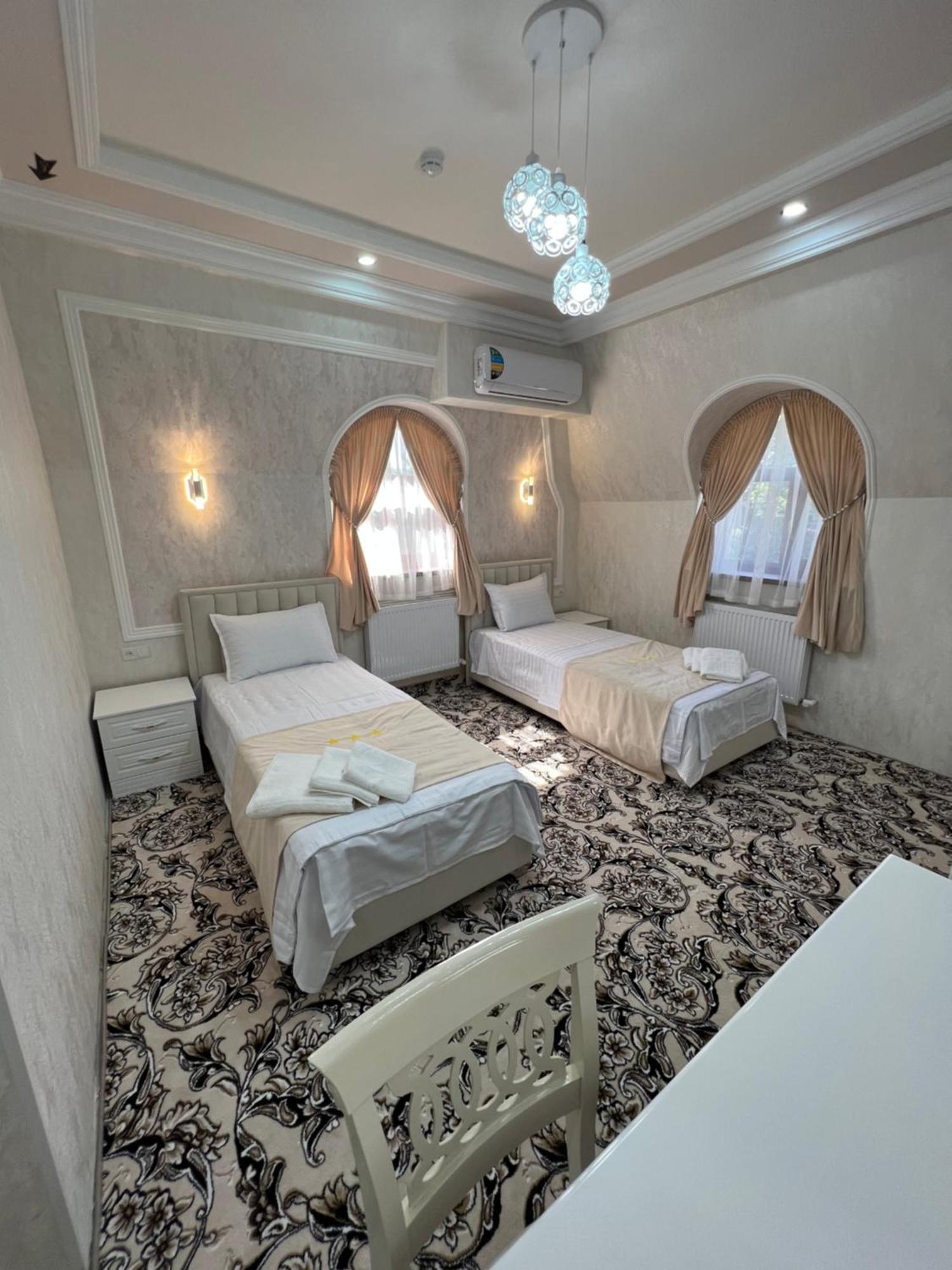 Diplomat Premium Hotel Szamarkand Kültér fotó