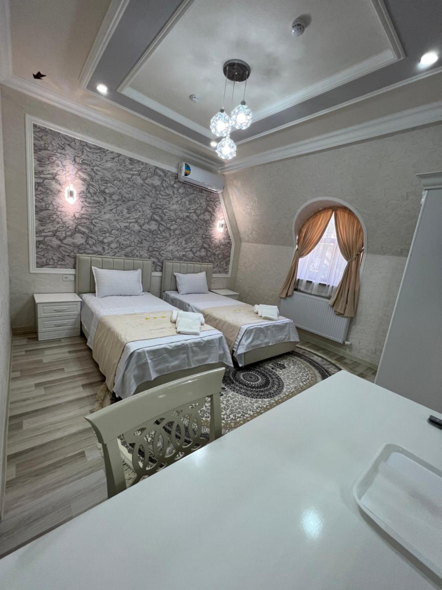 Diplomat Premium Hotel Szamarkand Kültér fotó